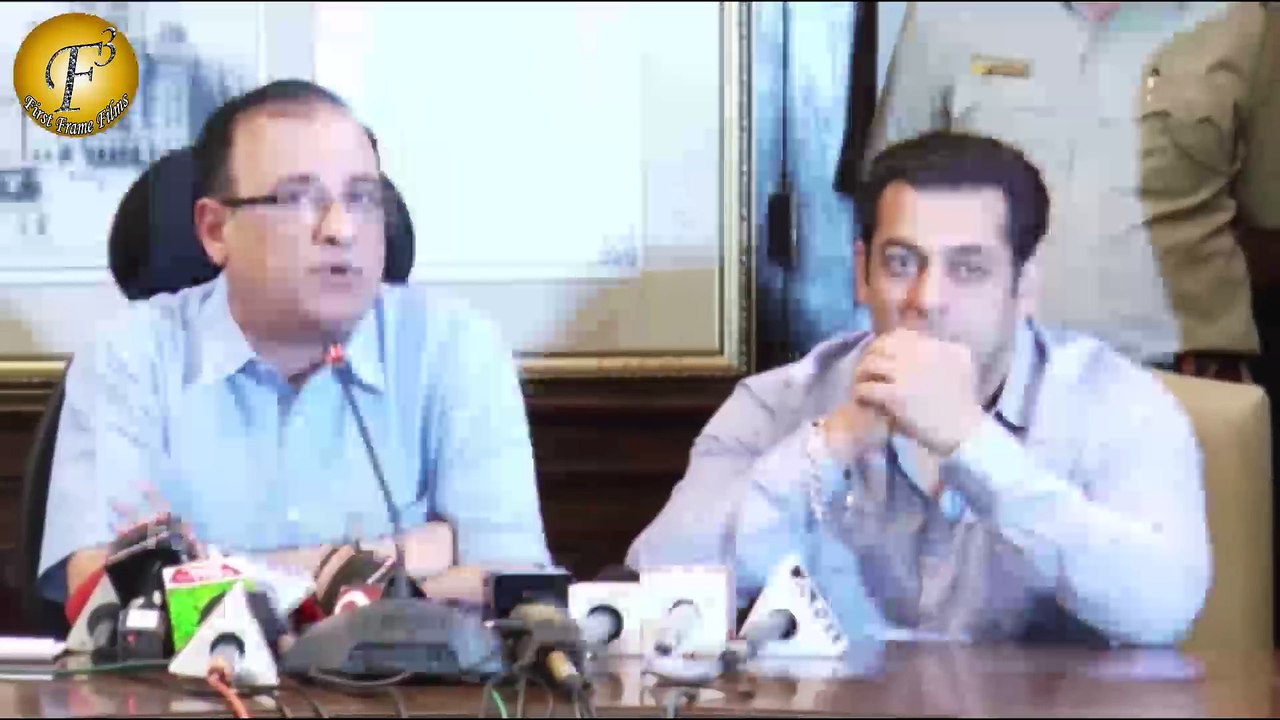 SALMAN KHAN BEST SPEECH AT BMC ANTI - OPEN DEFECATION CAMPAIGN I MUST WATCH