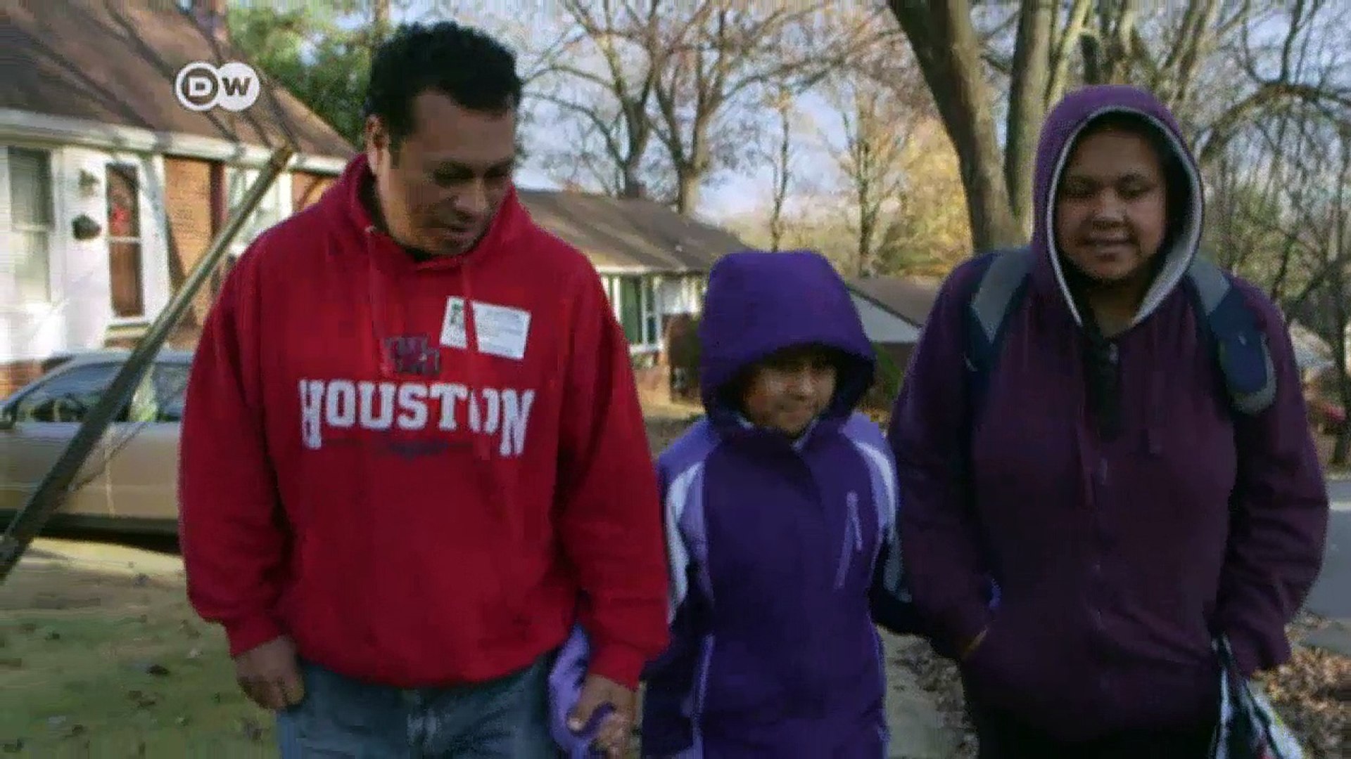 USA: Undocumented immigrants fear for | DW News