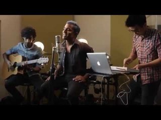 Paperplane Pursuit x Darren Ashley - Beat Of Your Love [Stripped - Live]