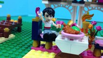 Lego Juniors Fire Emergency with Disney Little Mermaid Ariel and Prince Eric Set Fire to Castle
