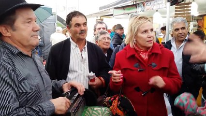 Deolinda ficou Chateada com esta Desgarrada