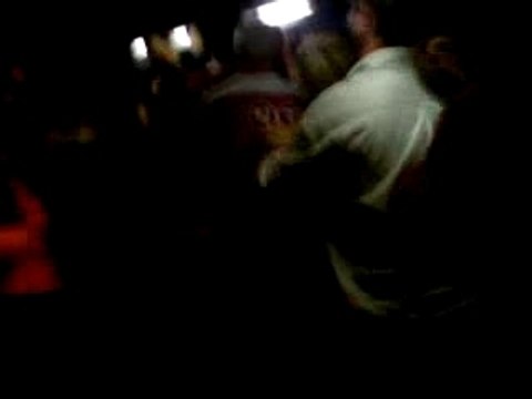 Standard-bruges chenille dans le car