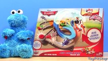Micro Drifters Air Dare Loop Track Set Disney Planes with Dusty Crophopper new