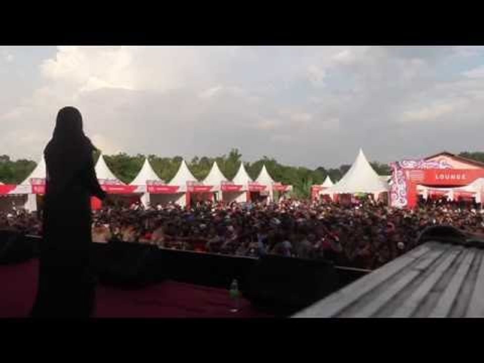Najwa Latif - Biar Live at Festival Wonderful Indonesia Aruk