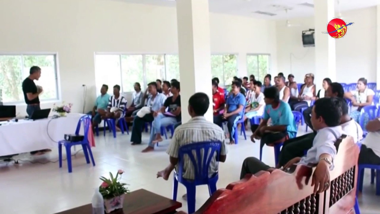 ထိုင္းေရာက္ ေရႊ႔ေျပာင္းျမန္မာအလုပ္သမားေတြကို ေဆြးေႏြးတဲ့ ၿငိမ္းခ်မ္းေရးလုပ္ငန္းစဥ္အေၾကာင္း (ရုပ္/သံ)