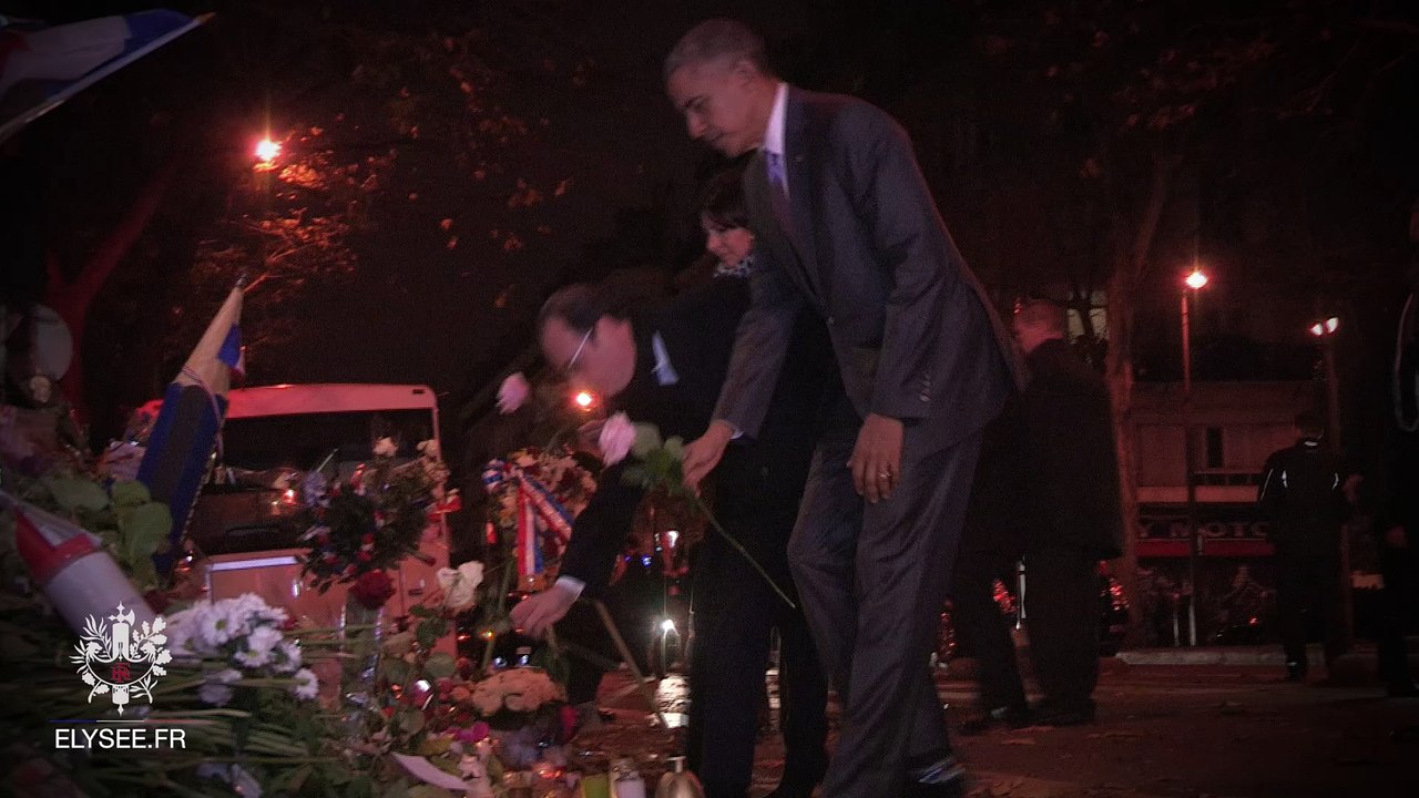 Barack Obama rend hommage aux victimes des attentats du Bataclan