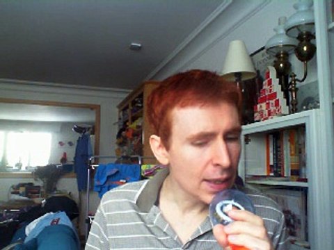 Wiwi égratigne les lolitas des magazines de Fanny Forest