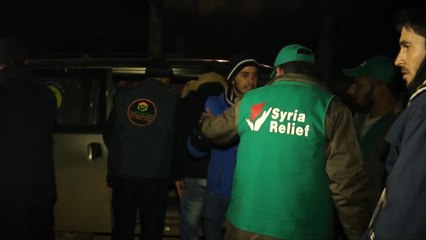 وصول حافلات تقل مدنيين وجرحى لريف حلب