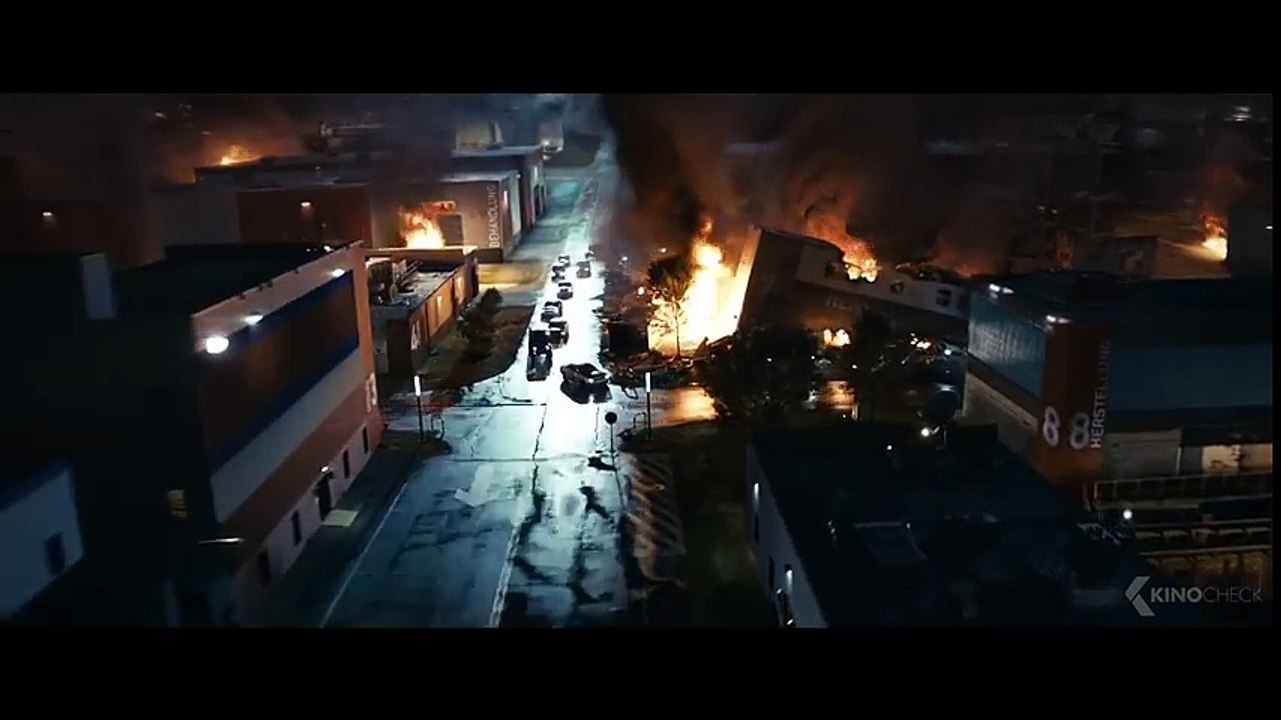 THE FATE OF THE FURIOUS Trailer (2017)