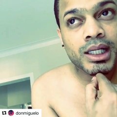 Don Miguelo ofrece galleta a Franklin Mirabal