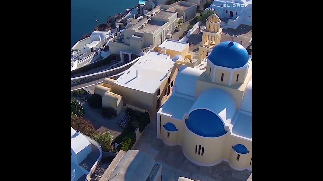 Une petite balade dans les rues de Santorin !