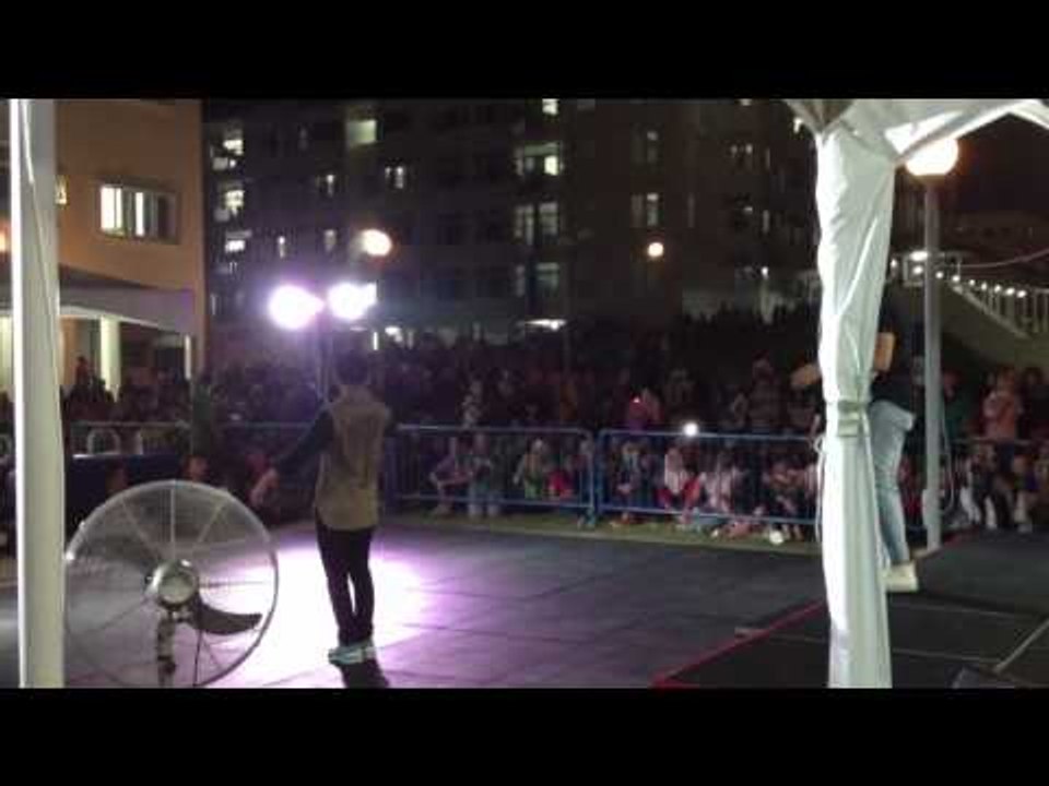 Sleeq-untuk dia live at UNIMAS