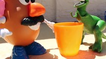 Toy Story Ice Bucket Challenge with Rex Dinosaur Dumping Water on Mr Potato Head and Falling in Pool