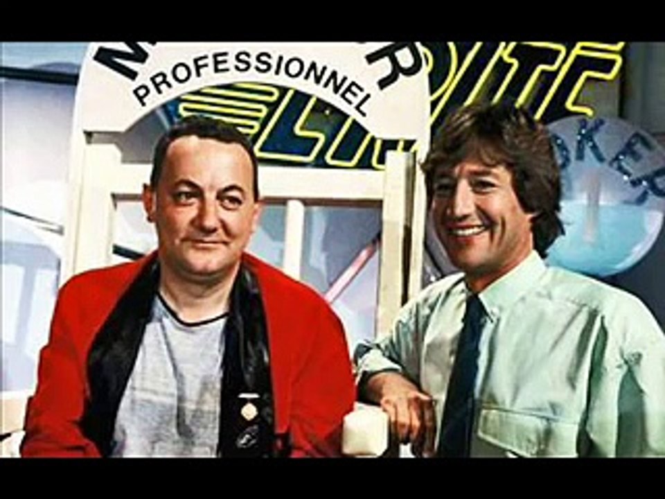 Sketch de Coluche sur l'administration