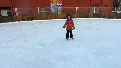 Juju fait du patin...