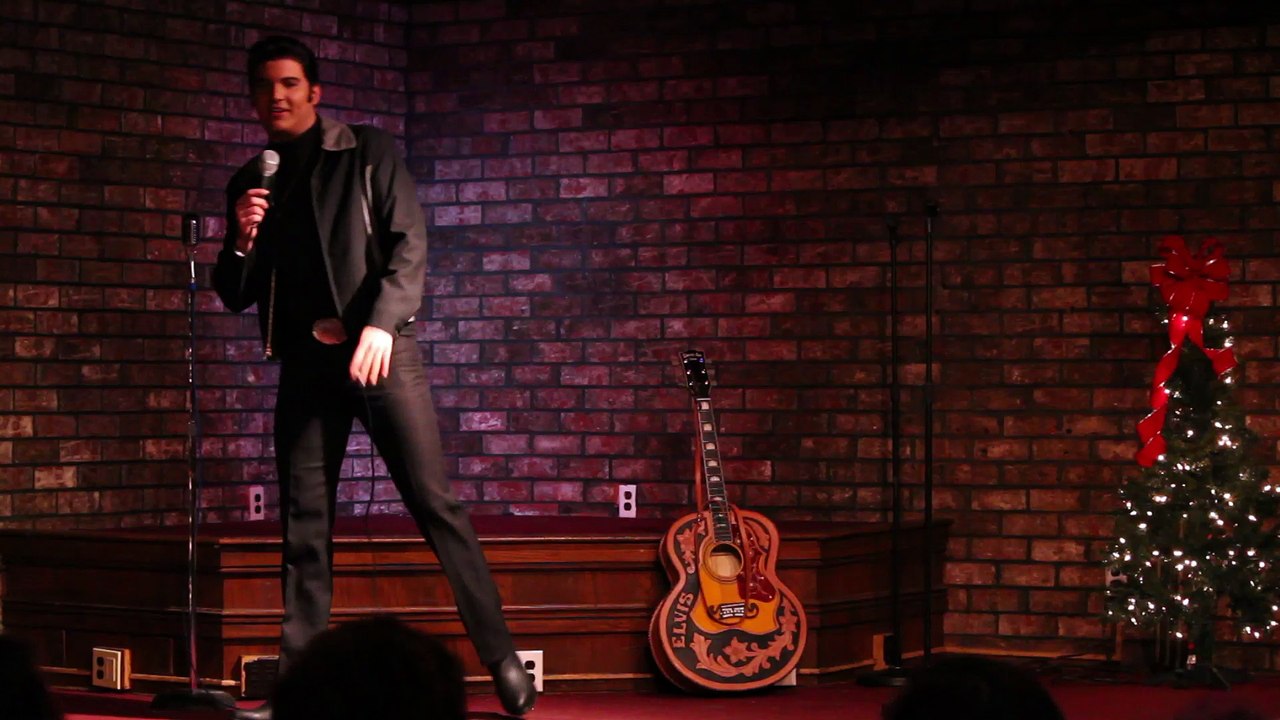 Cody Slaughter sings 'There's Always Me' Memphis Dec 3rd 2016