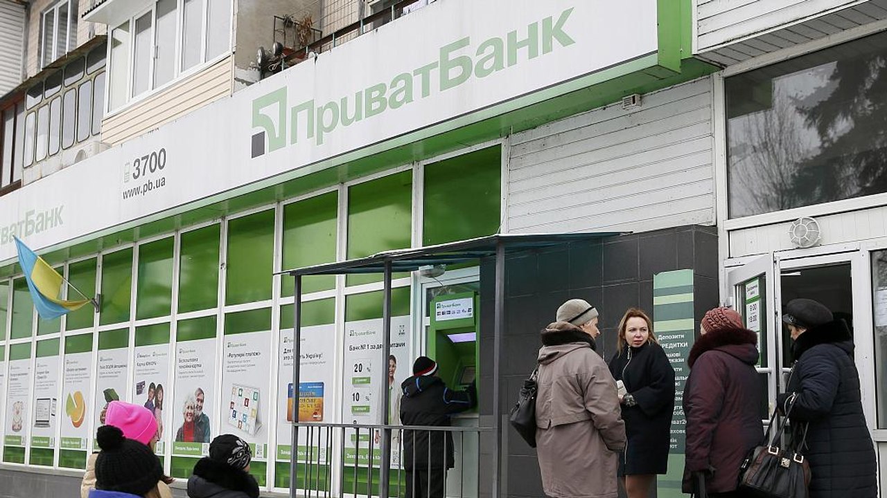 Finanzloch: Regierung der Ukraine verstaatlicht größtes Finanzinstitut 'PivatBank'
