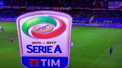 "Parou o relógio" ao guarda redes do Génova