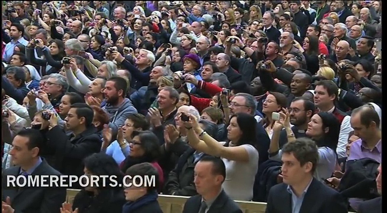 Pope meets with Yugoslav prince after general audience