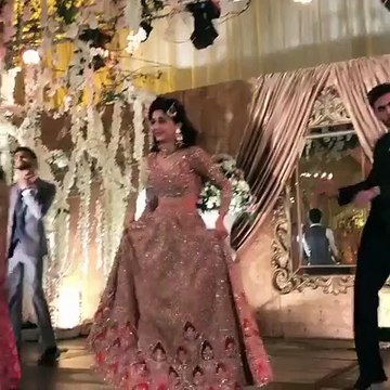 Mawra Hocane Heating Up the Dance Floor Urwa Hocane And Farhan Saeed Wedding Reception