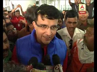 Sourav Ganguly gives his first reaction at airport after his team crowned ISL champions