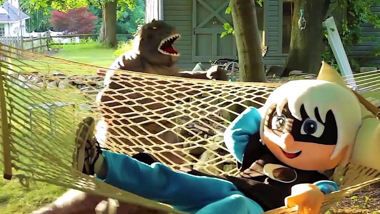 PJ Masks Costume Game - Gekko Plays Hulk, Night Ninja, Joker, Luna Girl In Real LIfe Soccer