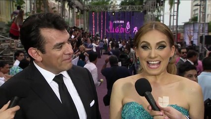 Jorge Salinas y Elizabeth Alvarez en Premios TVyNovelas 2016