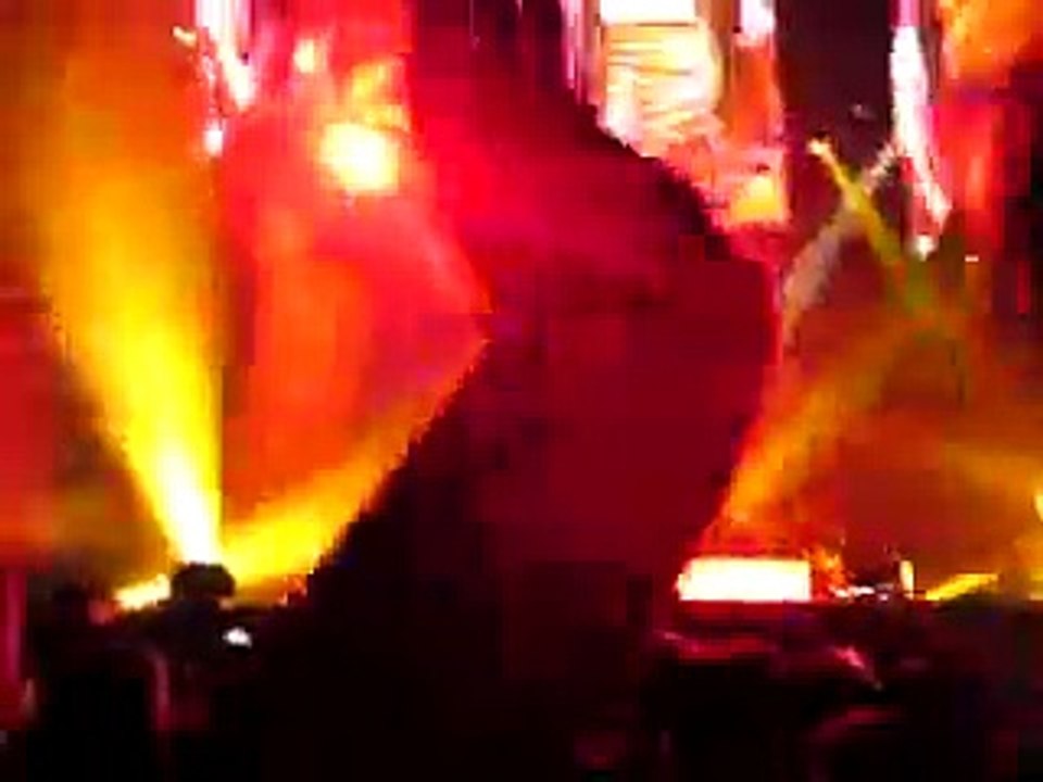 Muse - MK Ultra (Live in Cologne, Germany)