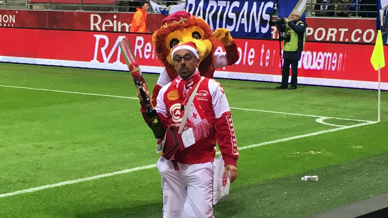 Reims - Troyes 2016 Noël au chaud Vu Des Tribunes
