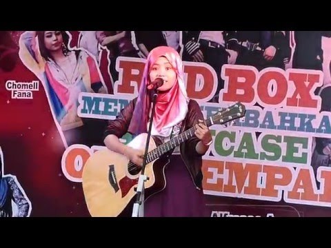 [ThrowBack] Persembahan Najwa Latif Di Showcase OMG Gempak Bersama Redbox