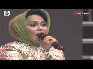 Irsya, Bandung dan Hetty Koes Endang - Dingin (D’Academy 3 - Konser Final Top 5)
