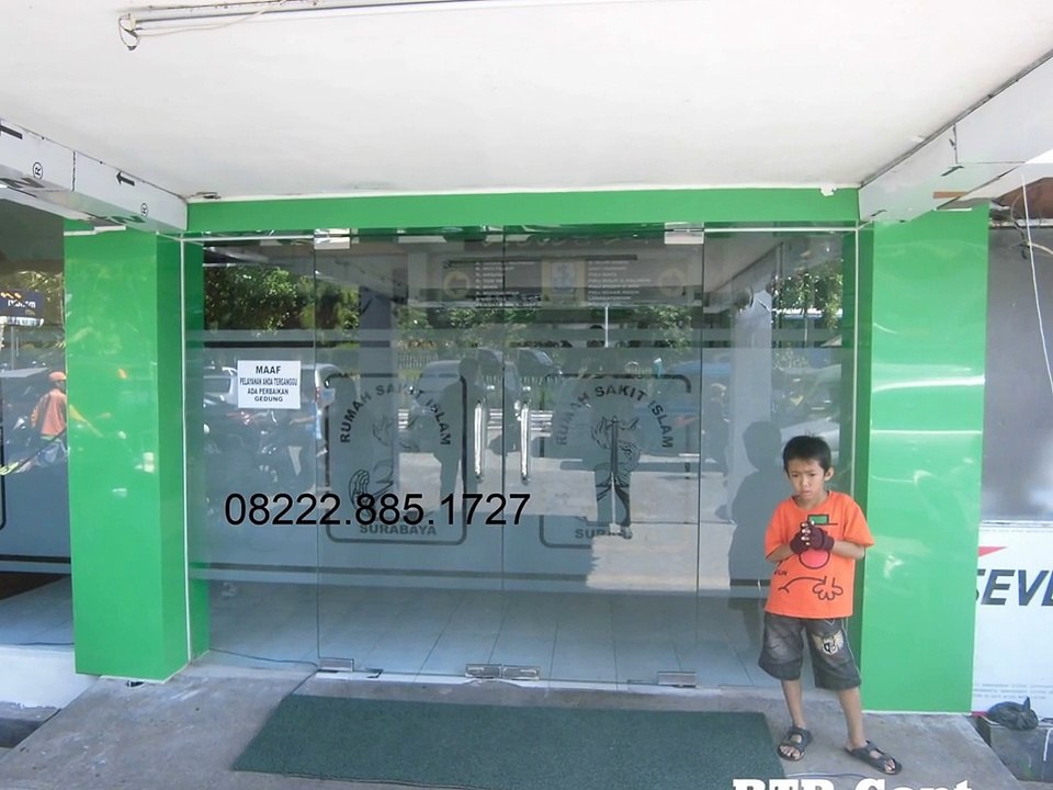 TELP. 08222.885.1727 (TSEL)  Pembuat Kitchen Set Surabaya Minimalis di Surabaya