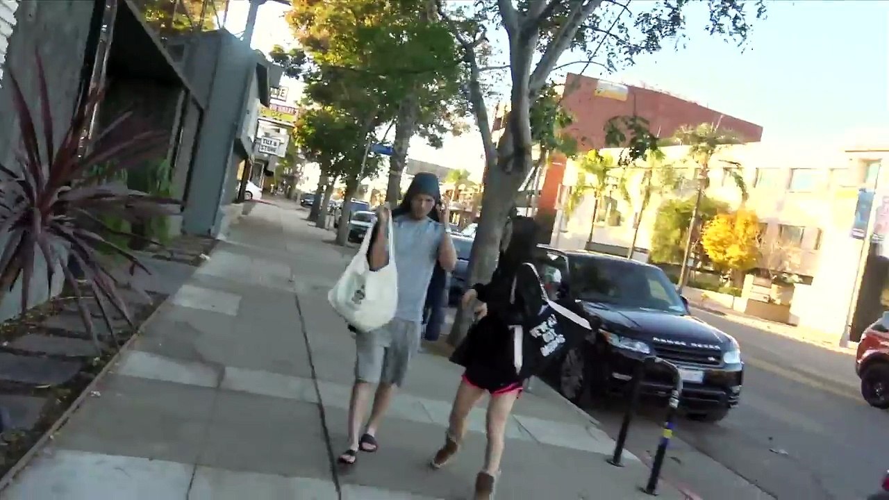 Kaley Cuoco Shows PDA With Karl Cook At Yoga Class