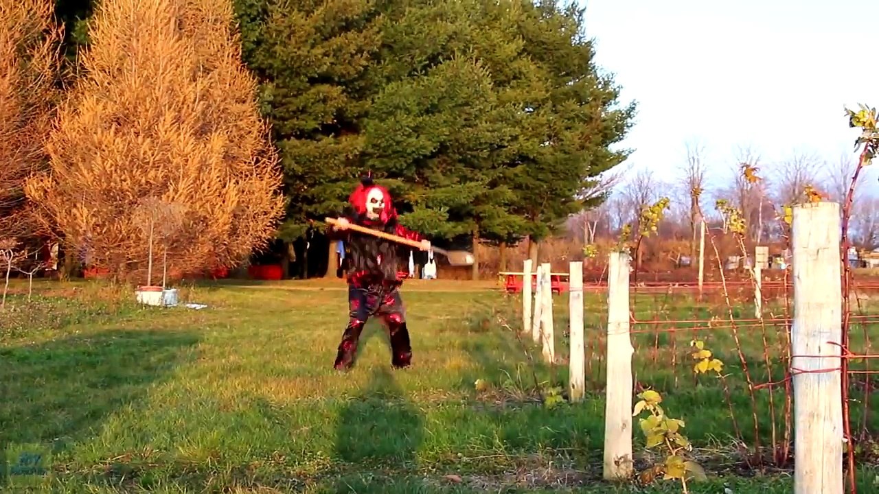 Frozen Elsa CHASED BY SCARY KILLER CLOWN! w_ Spiderman Joker Anna Superman Spidergirl! Superhero Fun-TxmldsQ4b6k