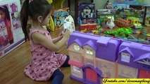 Toys for Little Girls: You & Me Plastic Dollhouse Playset Unboxing with Maya