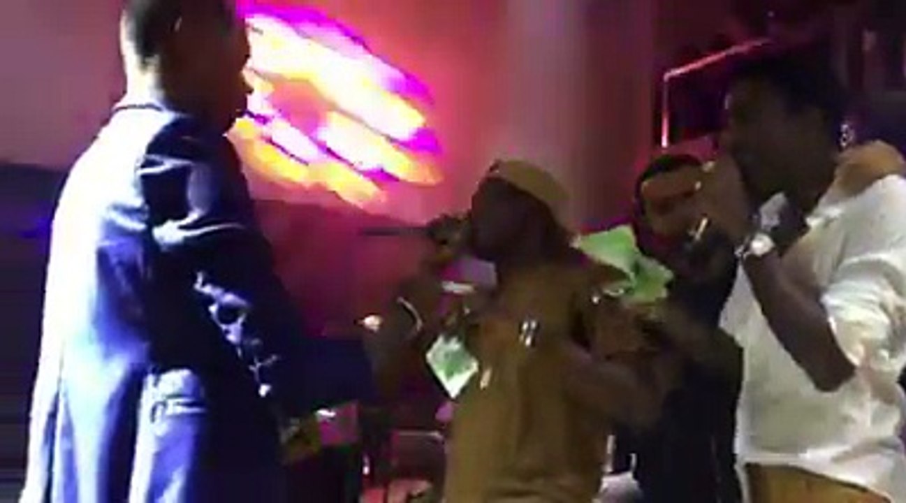 Wally Seck et Sidiki Diabaté en live au Vogue
