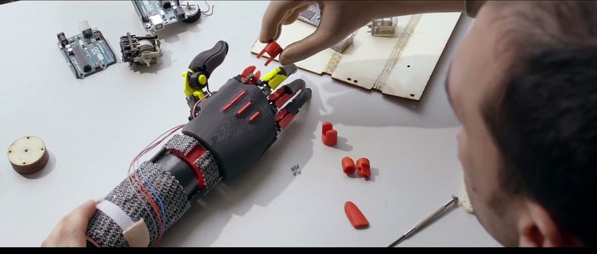 Google France : Moteur de réussites françaises - la prothèse