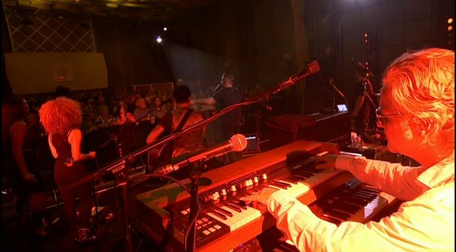 Robbie Williams - BBC Radio 2 In Concert 12-08-2016