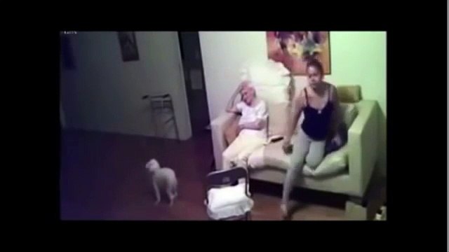 Depuis des mois, des bruits étranges provenaient de l'appartement de sa grand-mère...