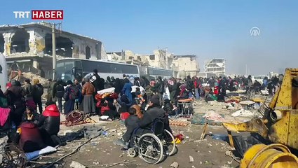 Halep'e şarkı ile veda etti