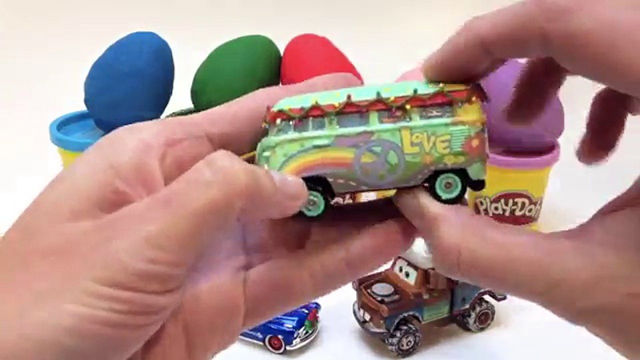 Play Doh Surprise Eggs Christmas Toys Cars 2 Looney Tunes Hello Kitty Barbie The Smurfs 2