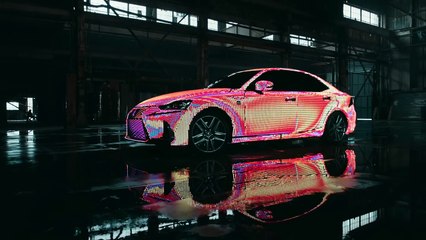 La nouvelle Lexus LIT IS, une voiture extraordinaire couvert de prés de 42000 leds