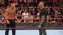 Wwe OMG 18/12/2016 Batista return RAW & attack Goldberg Batista is Crazy, Batista Beat Goldberg