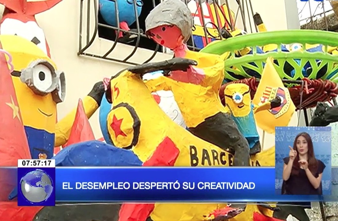 Profesor elabora monigotes en miniatura
