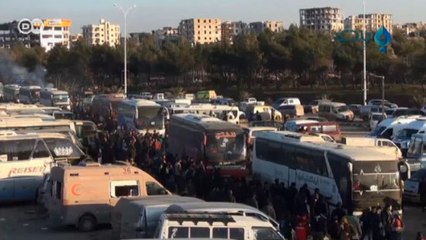 Doğu Halep'ten tahliyeler sürüyor