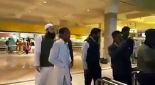 shaheed Junaid Jamshed Beaten up at Islamabad Airport