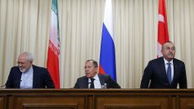 روسيا وايران وتركيا تؤكد ضمانتها لاتفاق سياسي في سوريا