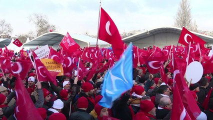 Corpo de embaixador russo assassinado é repatriado