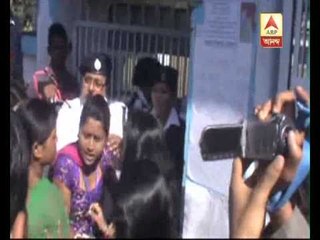 a student slapped police at shiliguri college