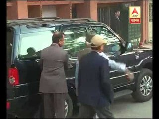 Hamid Ansari casts his vote for Delhi poll